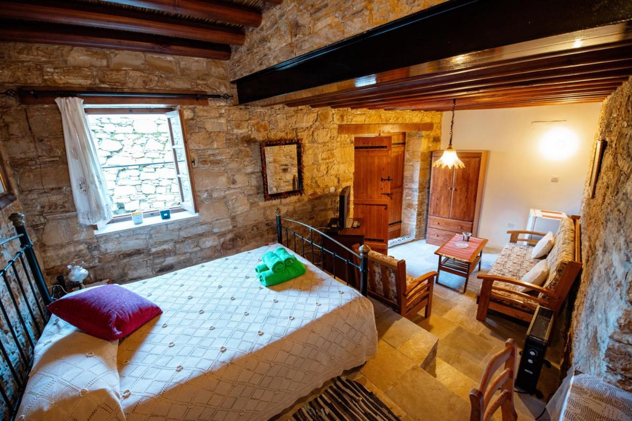 Constantias Stone Houses Lofou Exterior foto